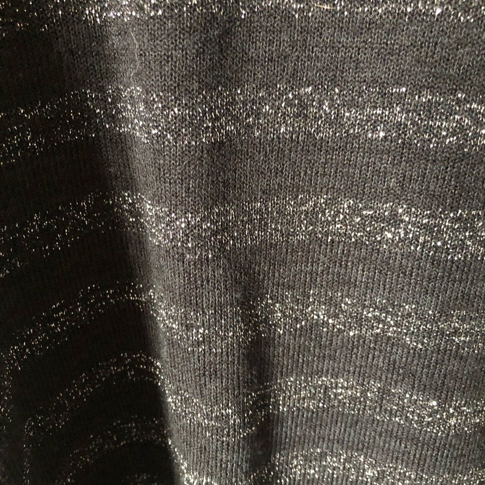 Sweater - Picture 4 of 4